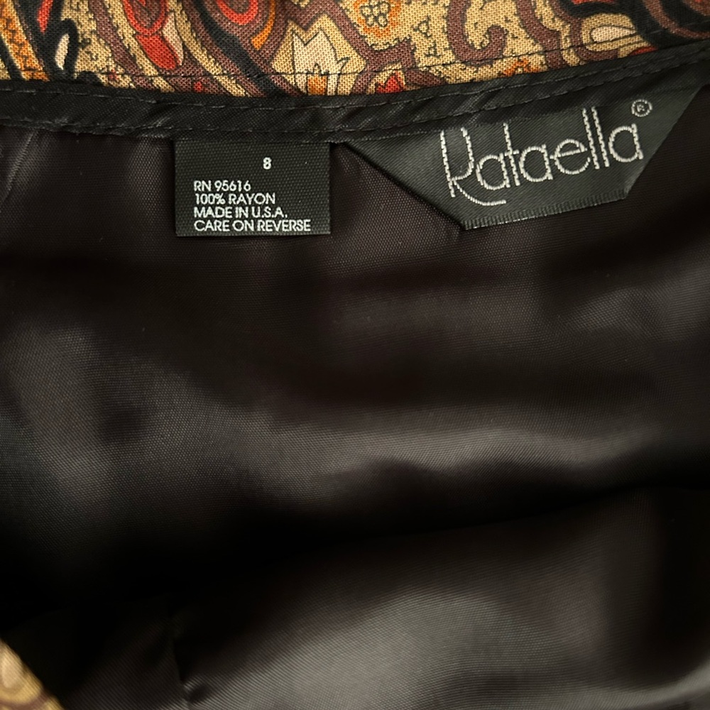 Brand New, Long, Maxi Skirt by Rafaella
Size 8 - Picture 6 of 10